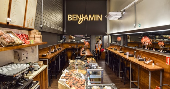A rede Benjamin A Padaria inaugura seis novas lojas em São Paulo e presenteia os clientes com croissant