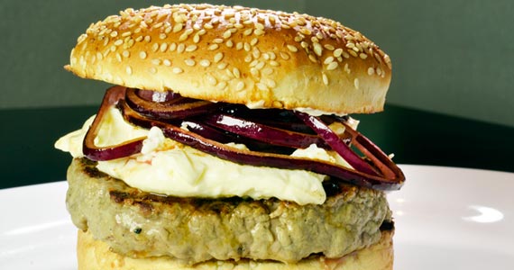 Red Onion & Cheese Burger