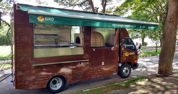 Giro Pizza Truck