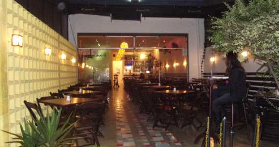 Kamaleon Grill e Bar