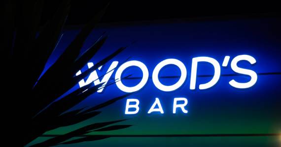 Wood's Bar