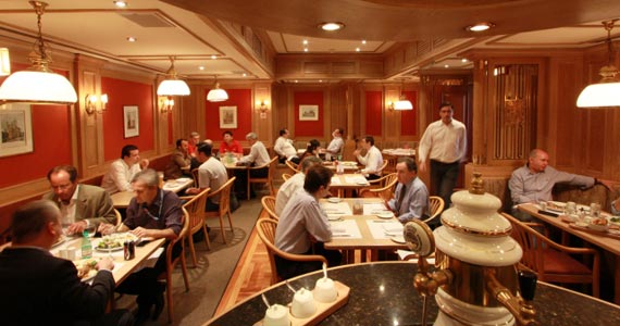 Weinstube_Restaurante_Alemaes_SP