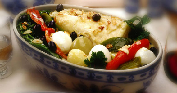 Restaurante Via Castelli oferece diversos pratos com bacalhau na semana santa