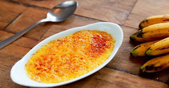 Beth Cozinha de Estar aposta em novas sobremesas com três versões de Crème brûlée