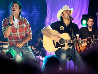 Guilherme & Santiago canta músicas do novo CD na Villa Country