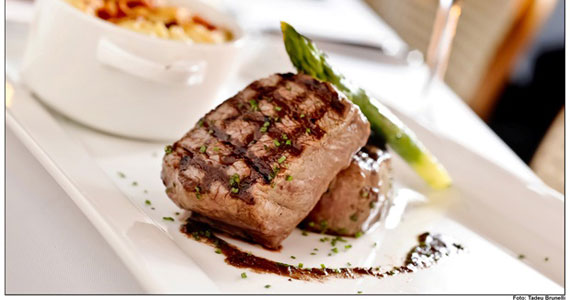 Restaurante Italy inclui taça de vinho branco em seu novo menu executivo Restaurante Italy inclui taça de vinho branco em seu novo menu executivo