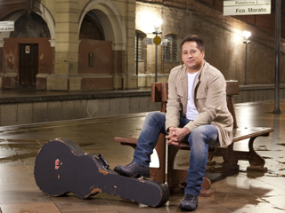 Leonardo lança CD Alucinação no palco do Credicard Hall Leonardo lança CD Alucinação no palco do Credicard Hall