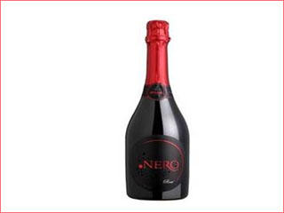 Espumante Nero Rosé um bela sugestão para comemorar o Dia das Mães Espumante Nero Rosé um bela sugestão para comemorar o Dia das Mães