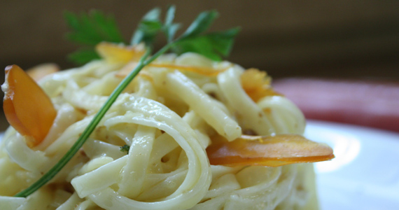 Pasta DAutori celebra o Dia Mundial do Macarrão com prato especial e promoção