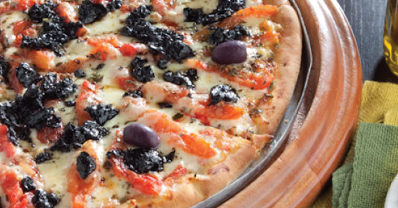 Pizzaria Família Presto oferece pizzas gourmet com sabores exóticos