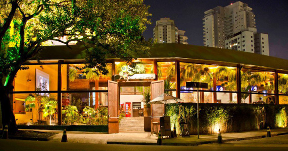 Quintal do Espeto oferece ambiente agradável e diversas atrações em SP