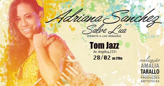  Adriana Sanchez se apresenta no palco do Tom Jazz