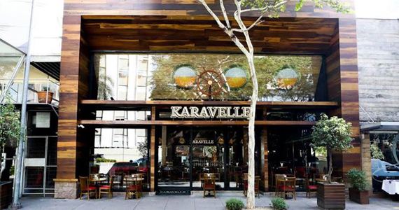 Bar Karavelle realiza feijoada aos sábados com Banda Querubim