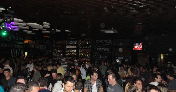 San Diego Bar apresenta House & Sertanejo com Adriano Pagani e Vecchi