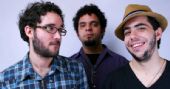 Bar Camar� tem sexta agitada com banda Bala de Troco
