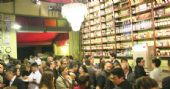 MPB e Bossa Nova ao vivo no Bar do Arnesto, localizado na Vila Ol�mpia