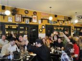 Segunda t�m Happy Hour no Botequim Bar & Grill com Cerveja gelada e variedades de petiscos