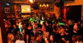 Flashback ao vivo e DJs convidados no s�bado do Buena Vista