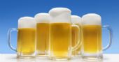 Bebidas em dobro no happy hour do Mo�a Bonita Bar