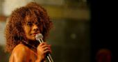 Elza Soares apresenta show intimista e especial no Bar Brahma