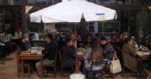 Saladas, grelhados e pratos especiais no card�pio do Pira Grill