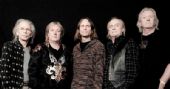 Banda brit�nica Yes faz show em S�o Paulo no HSBC Brasil
