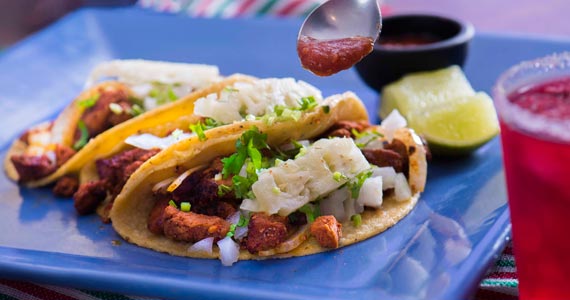 Terças com tacos e margaritas em dobro no La Mexicana