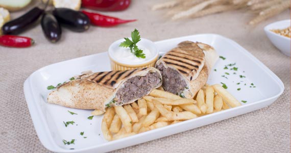 Comida di Buteco recebe Esquina Grill com o petisco Kebab do Fuad