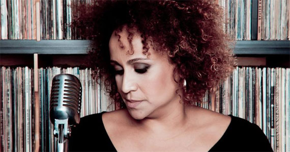 Ao Vivo Music recebe os sucessos da cantora Graça Cunha