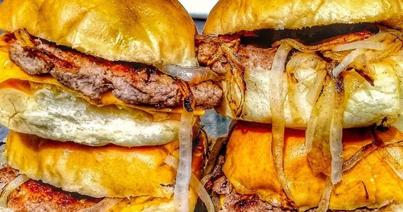 Turbo Burger cria promoção para celebrar o Dia Mundial do Hambúrguer