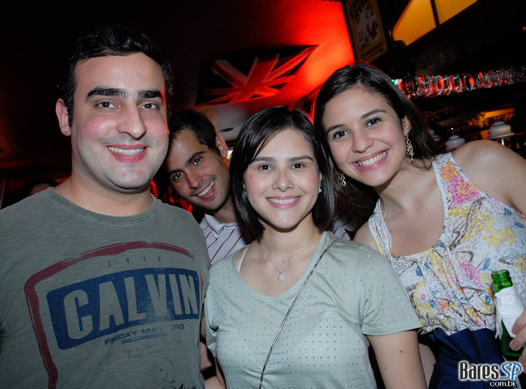 SERIAL FUNKERS NO REPUBLIC PUB SERIAL FUNKERS NO REPUBLIC PUB