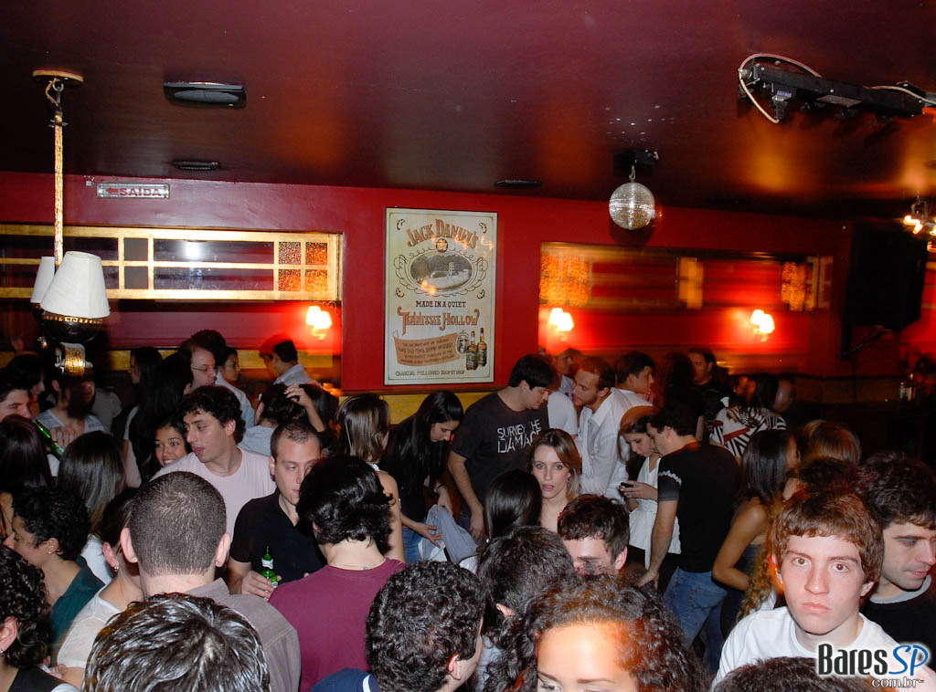 SERIAL FUNKERS NO REPUBLIC PUB SERIAL FUNKERS NO REPUBLIC PUB