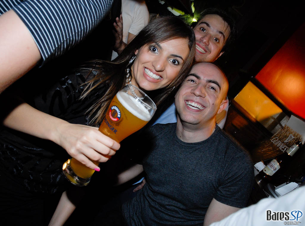 SERIAL FUNKERS NO REPUBLIC PUB SERIAL FUNKERS NO REPUBLIC PUB