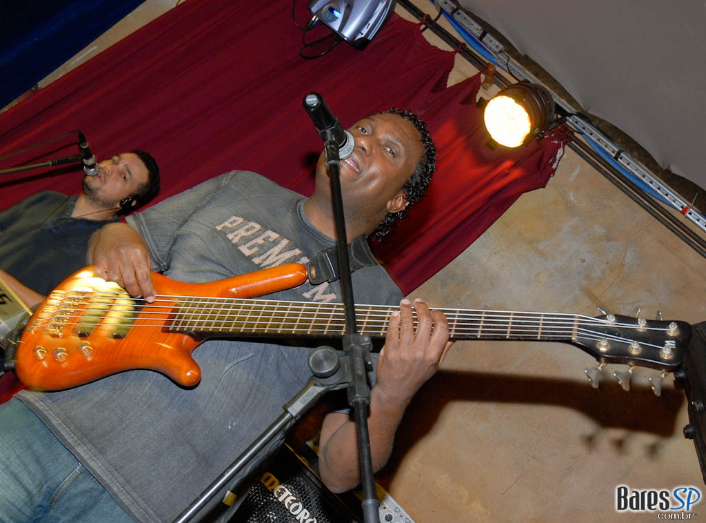 Marquinho Dikuã e Sambasonics no Grazie a Dio! Marquinho Dikuã e Sambasonics no Grazie a Dio!