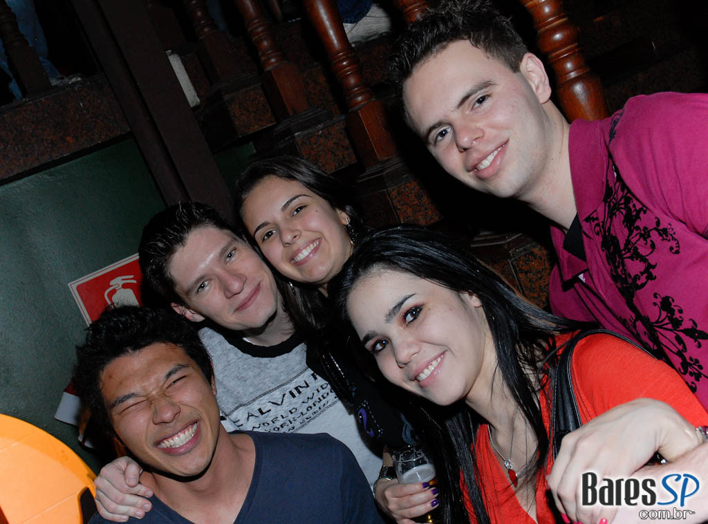 Banda Vintage Box apresentou seu pop rock na noite do Willi Willie Banda Vintage Box apresentou seu pop rock na noite do Willi Willie
