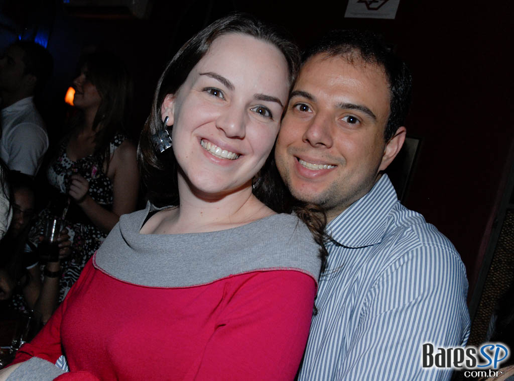 Banda Vintage Box apresentou seu pop rock na noite do Willi Willie Banda Vintage Box apresentou seu pop rock na noite do Willi Willie