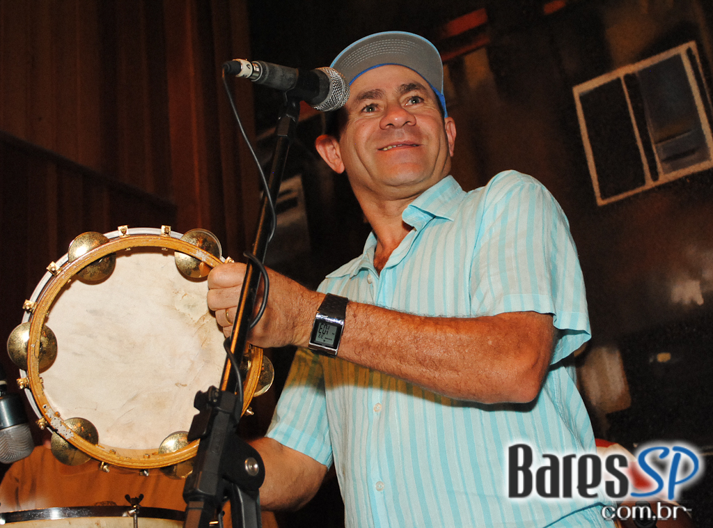 Samba da Vela e Grupo Explêndido fazem a festa de sexta na Casa do Samba Samba da Vela e Grupo Explêndido fazem a festa de sexta na Casa do Samba