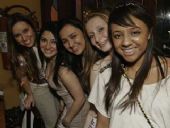 Alibabar comemorou 9 anos com muito agito no s�bado