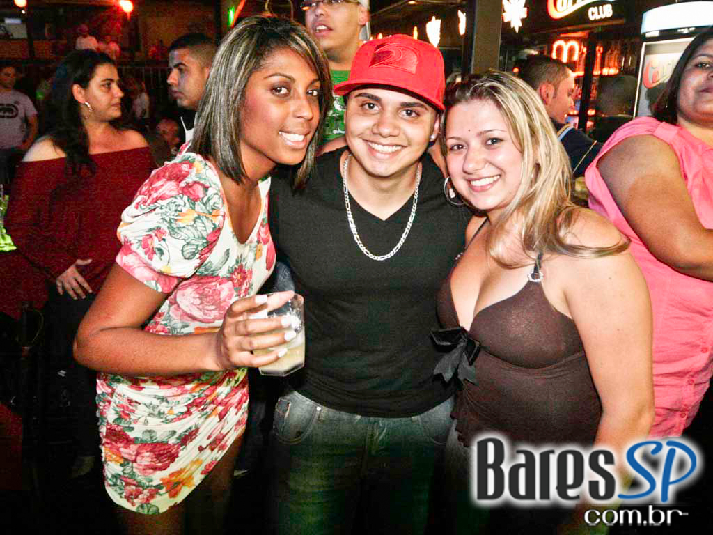 Sábadão especial com Katinguelê, Introdução e Sertanejo Universitário no Carioca Club Sábadão especial com Katinguelê, Introdução e Sertanejo Universitário no Carioca Club