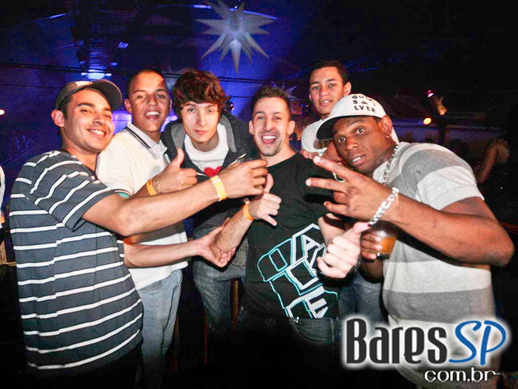 Sábadão especial com Katinguelê, Introdução e Sertanejo Universitário no Carioca Club Sábadão especial com Katinguelê, Introdução e Sertanejo Universitário no Carioca Club