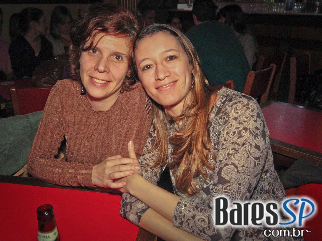 Michelle Ferreira e Banda Flying Rock no Ton Ton Jazz & Music Bar Michelle Ferreira e Banda Flying Rock no Ton Ton Jazz & Music Bar