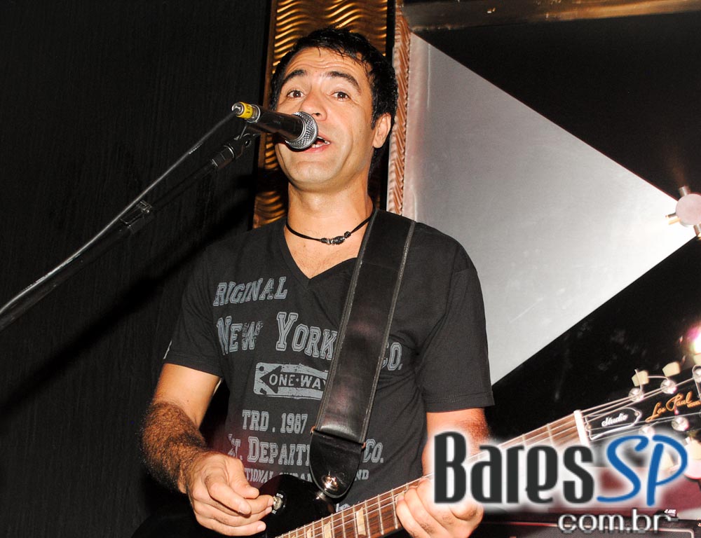 Programação especial na noite de sábado do Piove Programação especial na noite de sábado do Piove