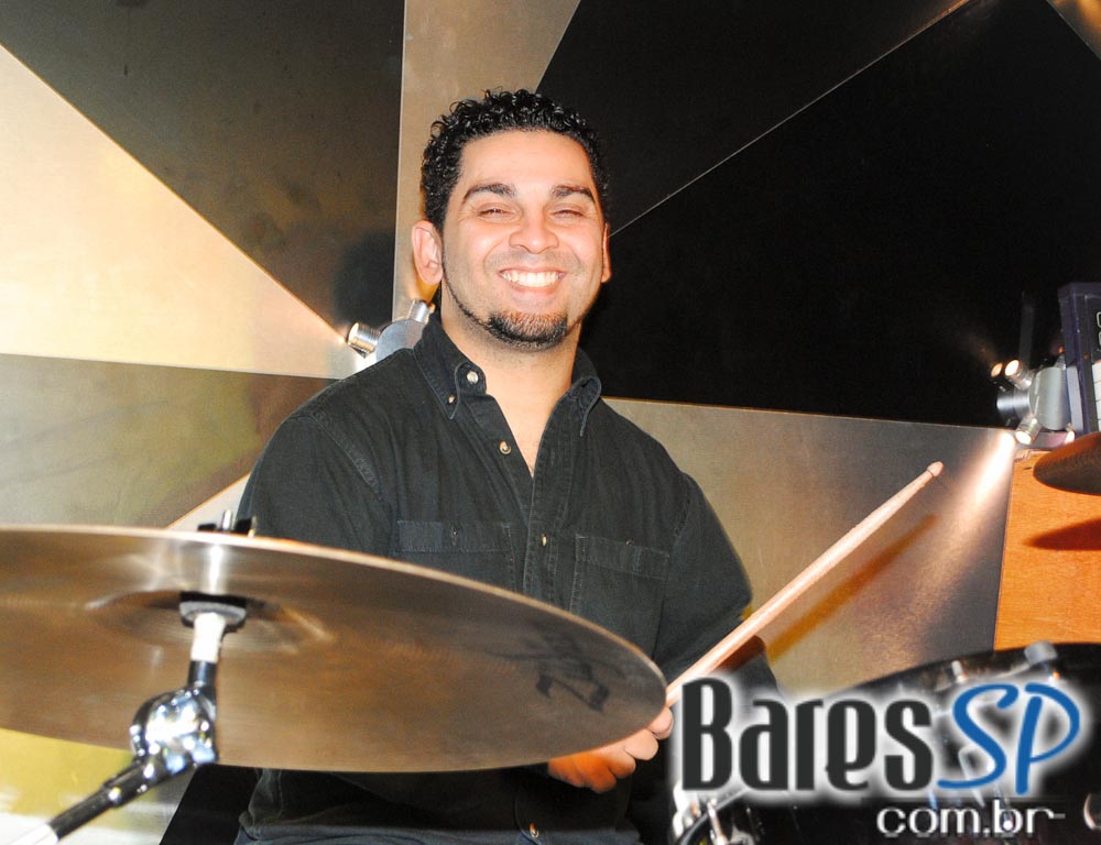 Programação especial na noite de sábado do Piove Programação especial na noite de sábado do Piove