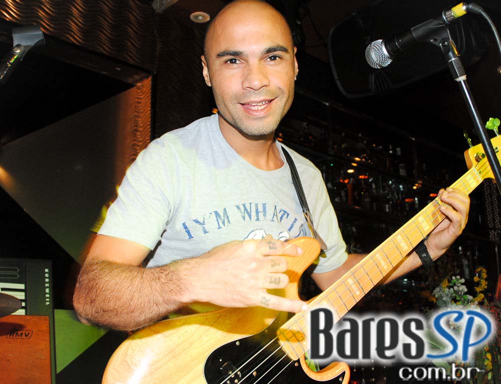 Programação especial na noite de sábado do Piove Programação especial na noite de sábado do Piove