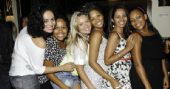 Leo Maia se apresentou nesta sexta-feira no Mary Pop Club para animar a noite 