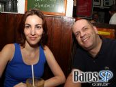 No s�bado teve Feijoada no Veloso Bar, na Vila Mariana, com muitas op��es em Caipirinha
