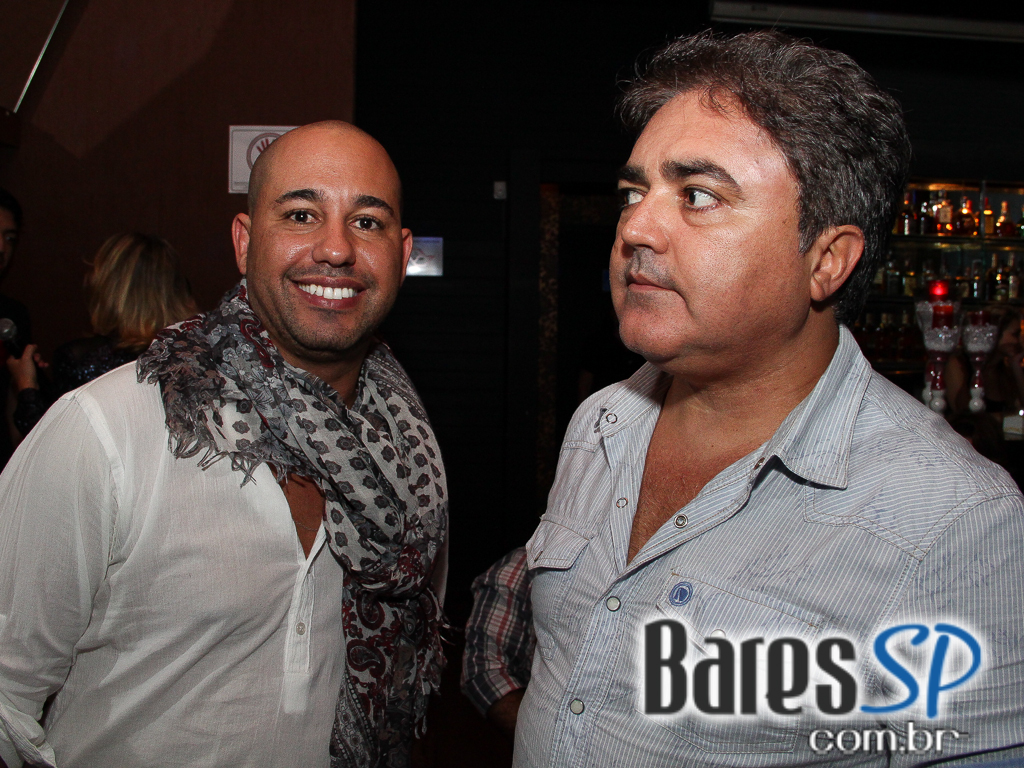 Axel agitou a noite na quarta-feira do Piove Axel agitou a noite na quarta-feira do Piove