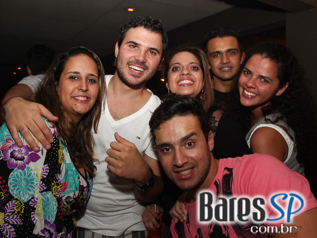 Maevva Bar apresentou na tarde de sábado o Projeto Samba de Barriga Cheia Maevva Bar apresentou na tarde de sábado o Projeto Samba de Barriga Cheia
