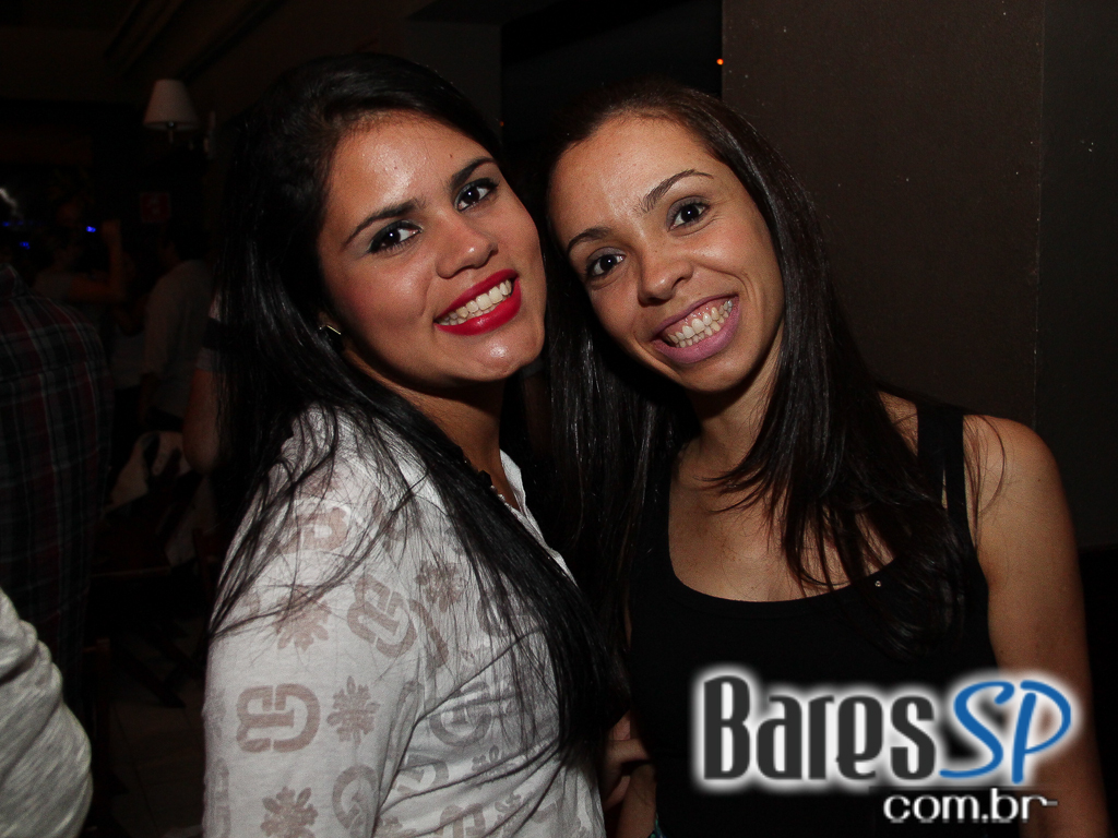 Maevva Bar apresentou na tarde de sábado o Projeto Samba de Barriga Cheia Maevva Bar apresentou na tarde de sábado o Projeto Samba de Barriga Cheia