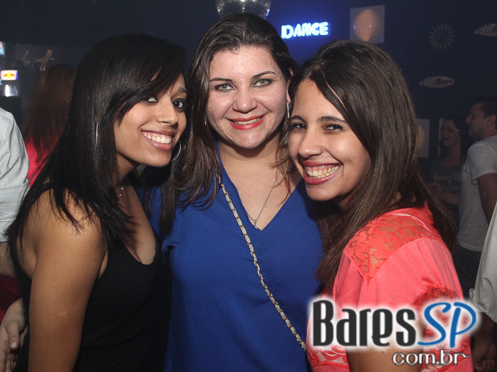 Acontece no Akbar Lounge & Disco apresentou a Noite do Trabalhador Acontece no Akbar Lounge & Disco apresentou a Noite do Trabalhador